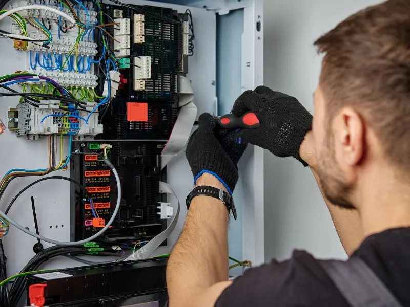 Electrician Dubai service